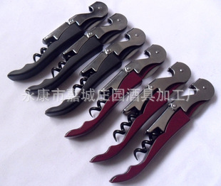 红酒开瓶器的演变与酒类经营的艺术